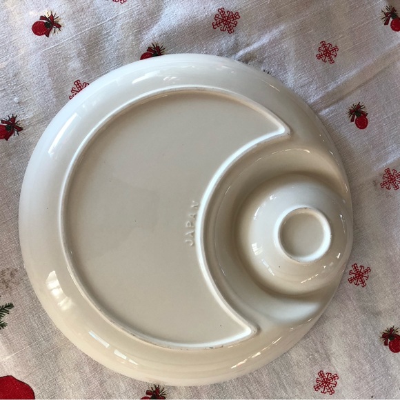 60's Japan Poinsettia Chips and Dip Tray - Christmas Platter - Holiday Serving - Picture 3 of 9